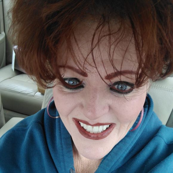 Meet your Posher, Pamela - Picture 1 of 1